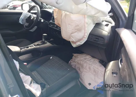 2025 Honda Hr-V Awd Sport from USA, damaged, VIN 3CZRZ2H57SM784261